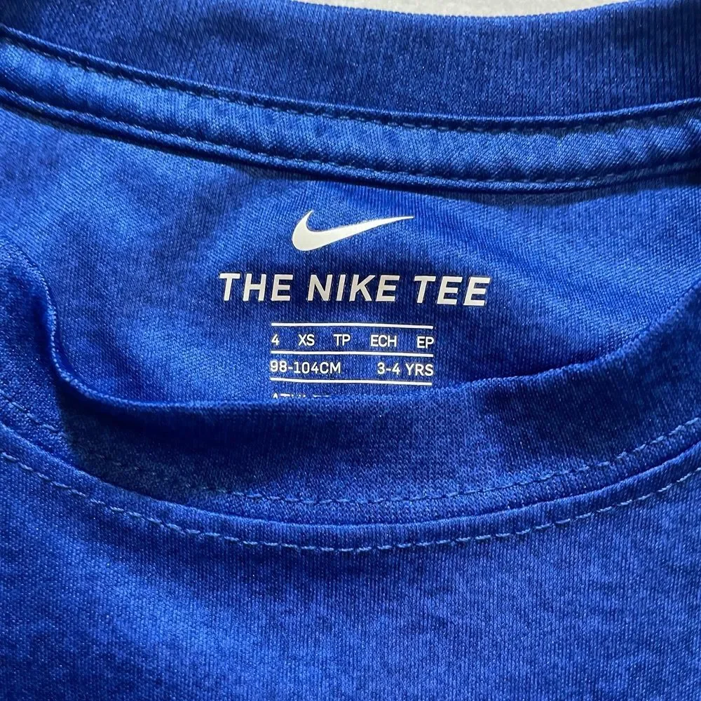 Nike boys blue short sleeve shirt size‎ 4
